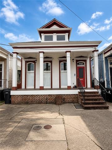 Exterior of 320 South Cortez Street in New Orleans, Louisiana